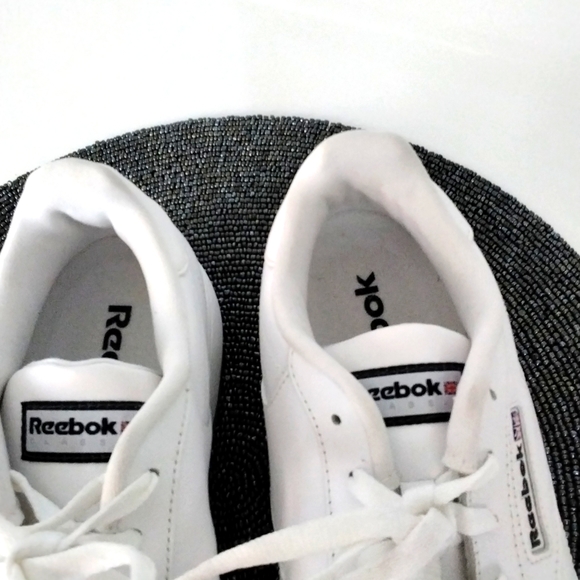 NWOT Men's REEBOK white tennis shoes - Picture 4 of 6